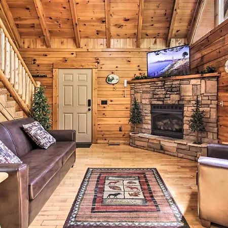 Romantic Pigeon Forge Log Cabin With Hot Tub! Sevierville Exterior photo